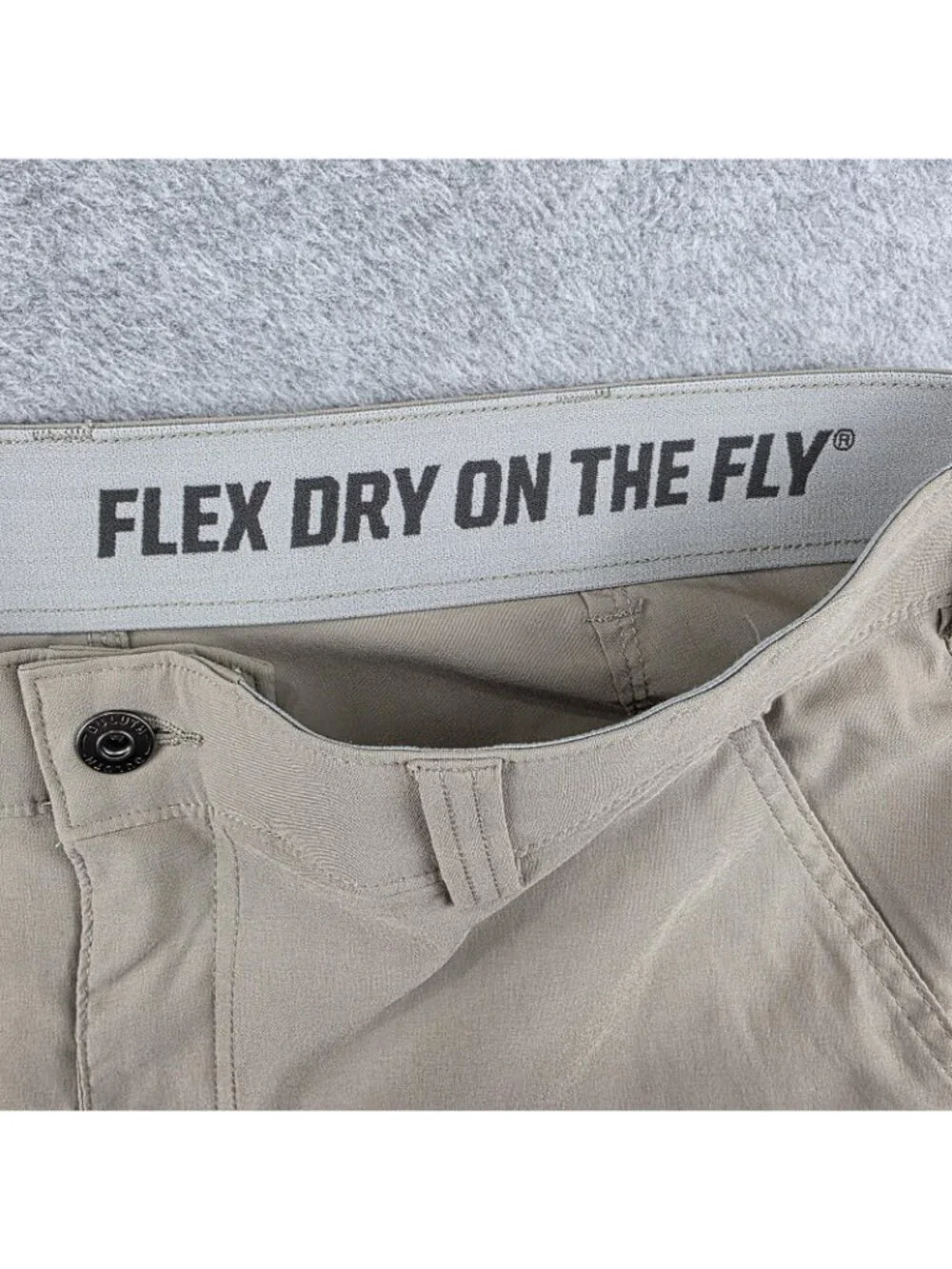 Duluth Trading Co Mens 36 x 30 Dry On The Fly Flex Khaki Cargo Pants Hiking Trav